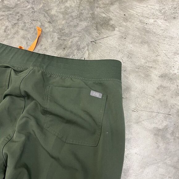 FIGS Women's Green Zamora Jogger Scrub Pants Size XL/P W18SW2005P - Picture 8 of 10